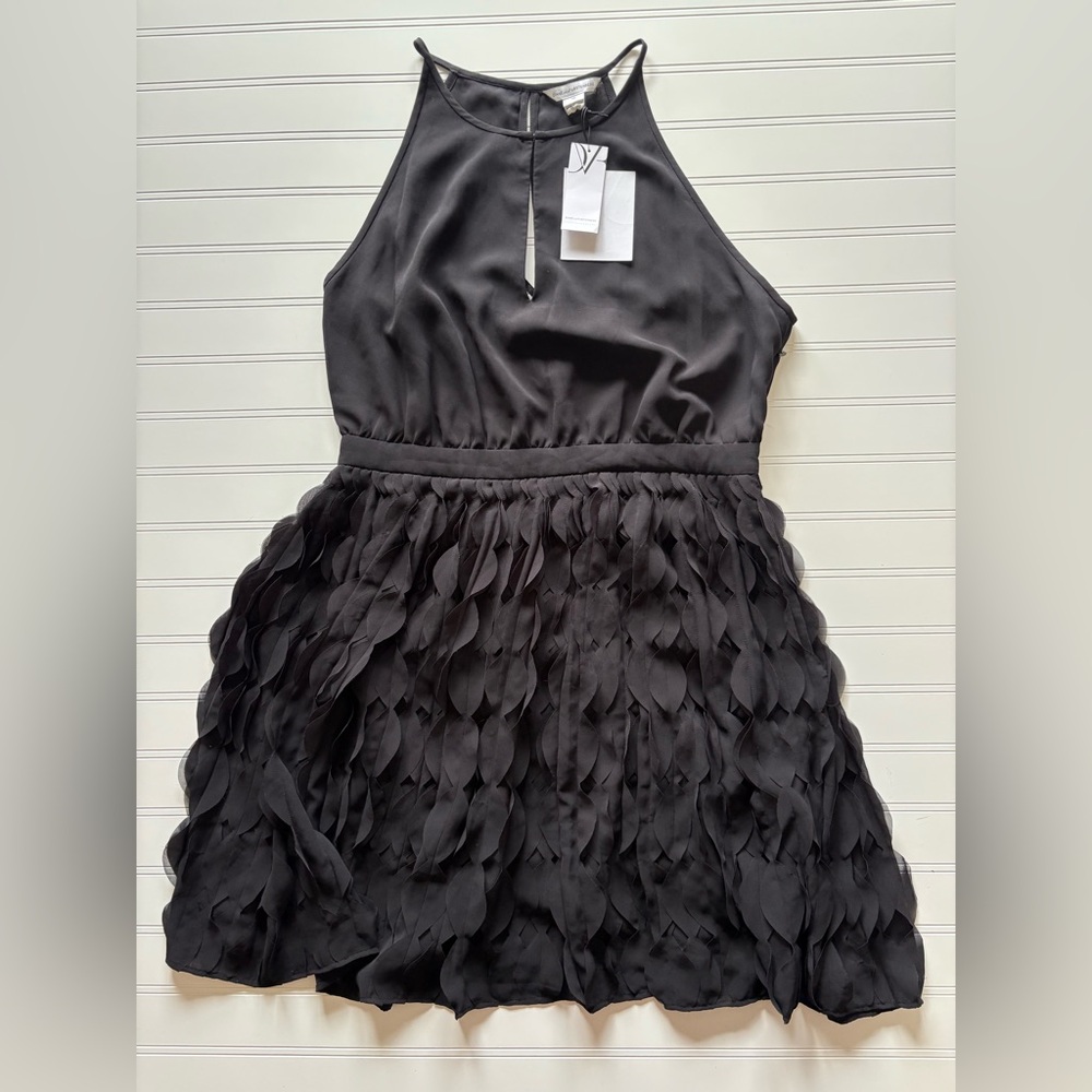 NWT Diane Von Furstenberg Gia Dress Black Halter Ruffle Bottom